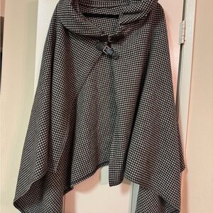Ralph Lauren Herringbone Black & White Wool blend Cape